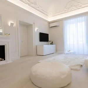 Anais Luxury - Centro Appartement