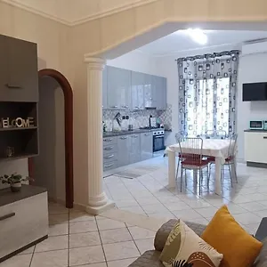 Pozzo Canale House Apartment